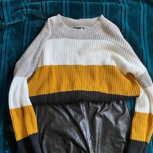 Sweater and leggings combo. Ideal for the coming season we all love FALL